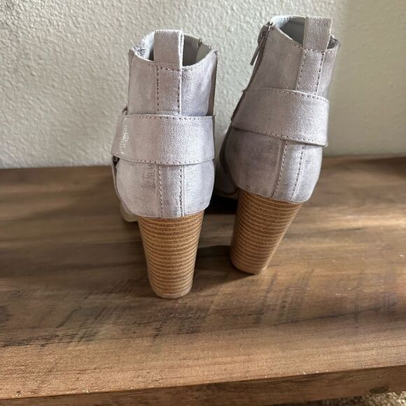 Qupid Light Grey Ankle Booties Size 6 - Picture 11 of 11